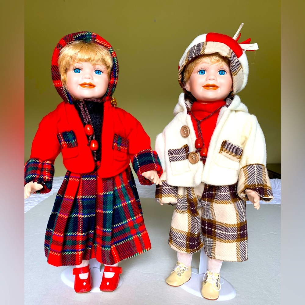 Collectible 2 vintage porcelain dolls 16” high twin blond girl & boy blue eyes